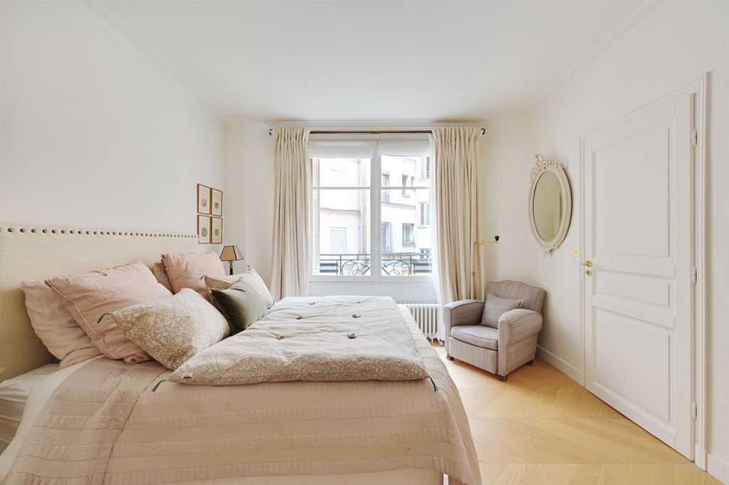 appartement 3 pièces en vente sur PARIS (75007)