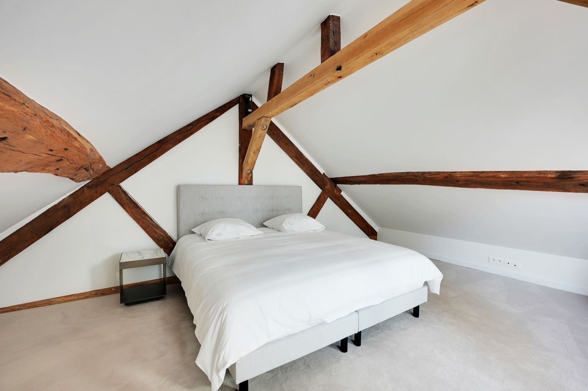 appartement 6 pièces en location sur PARIS (75007)