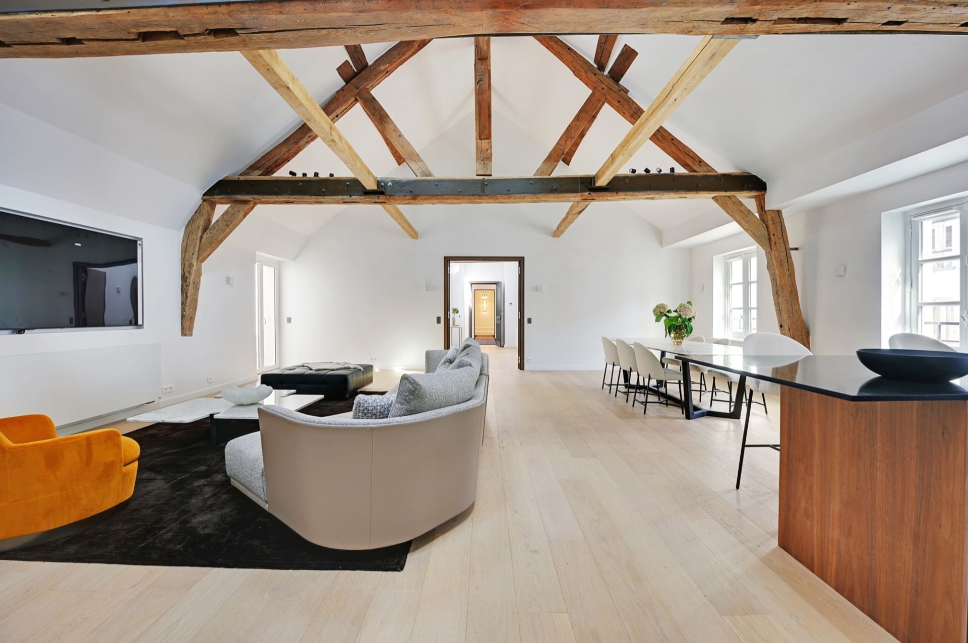 appartement 6 pièces en location sur PARIS (75007)