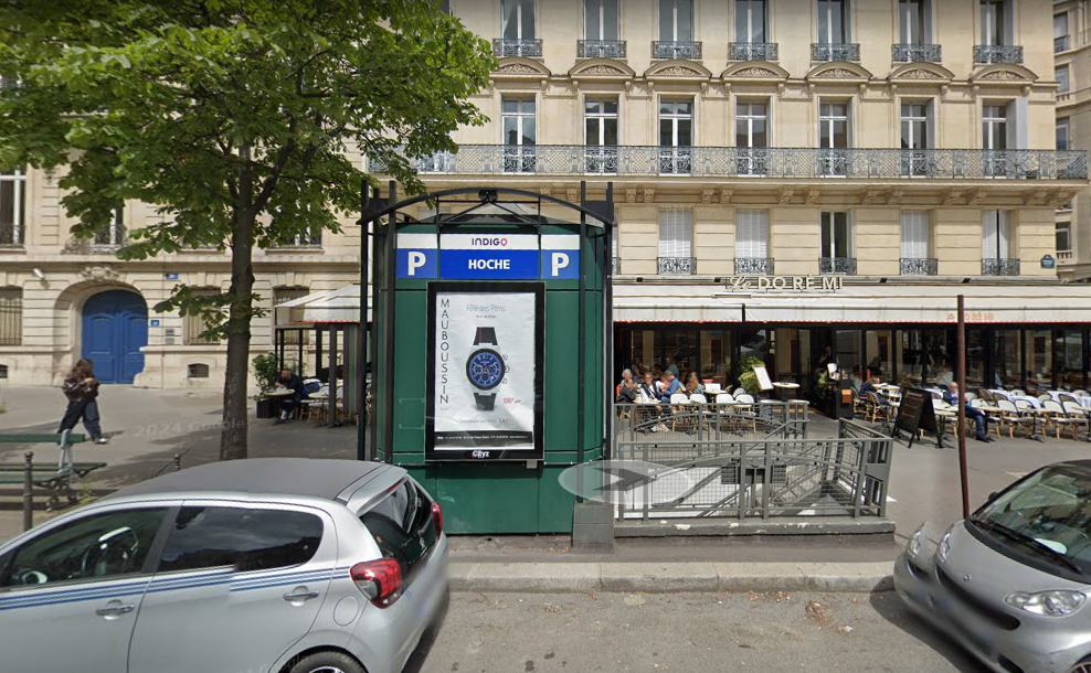 parking intérieur en vente sur PARIS (75008)