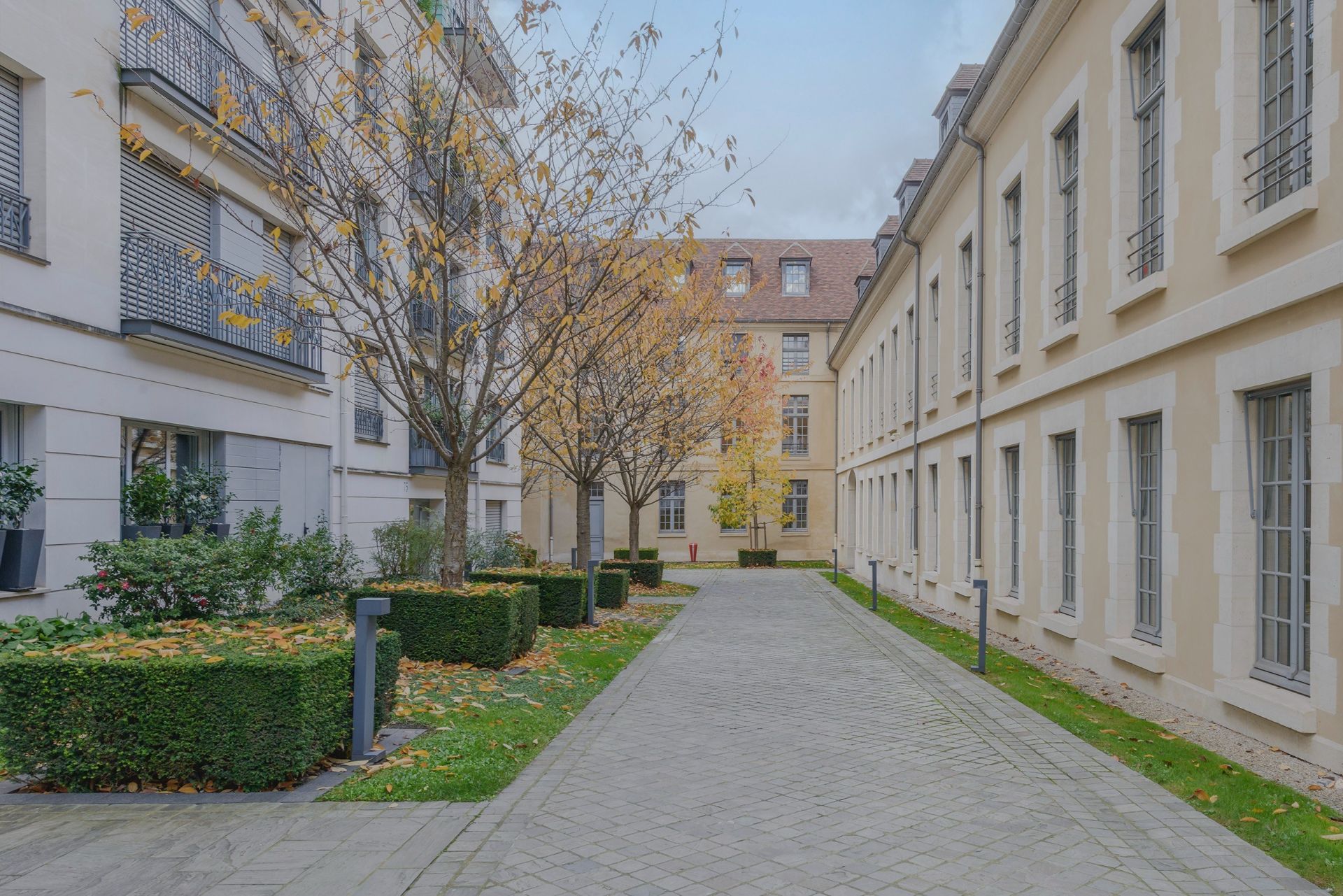 appartement 5 pièces en vente sur PARIS (75007)
