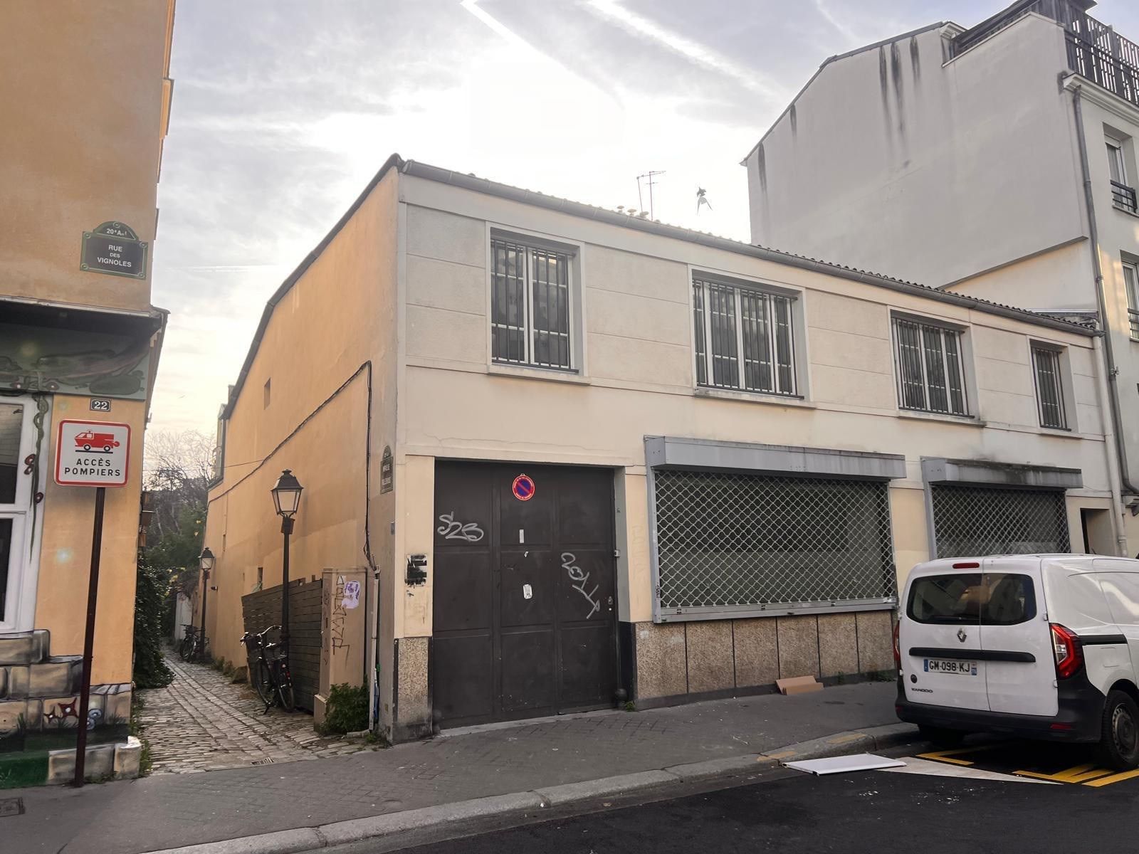 entrepôt en vente sur PARIS (75020) - Plus de details