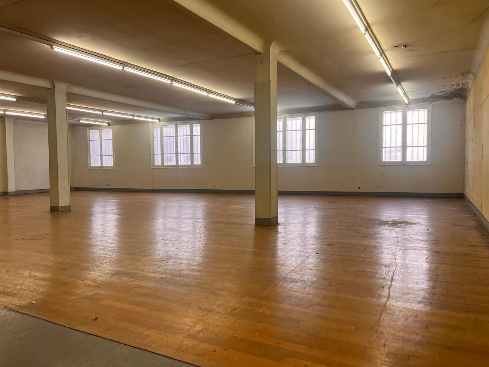 entrepôt en vente sur PARIS (75020)