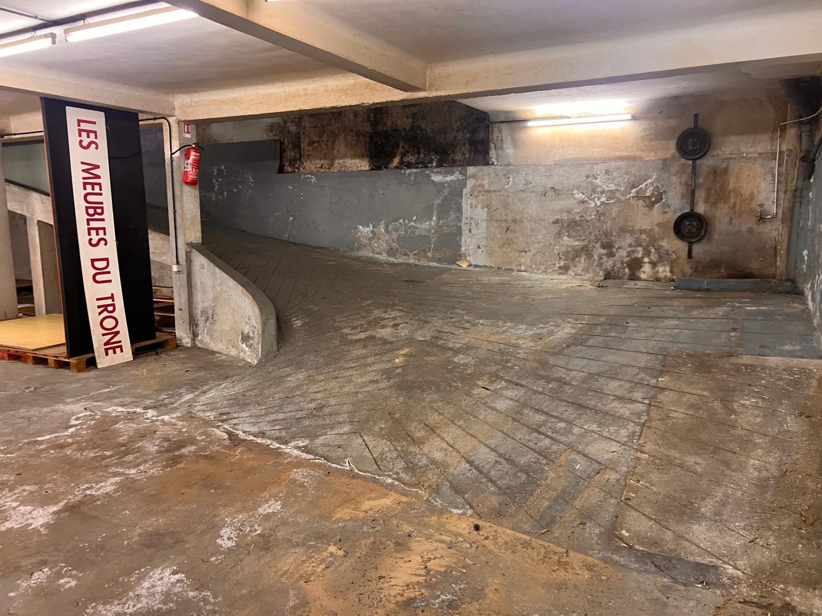 entrepôt en vente sur PARIS (75020)