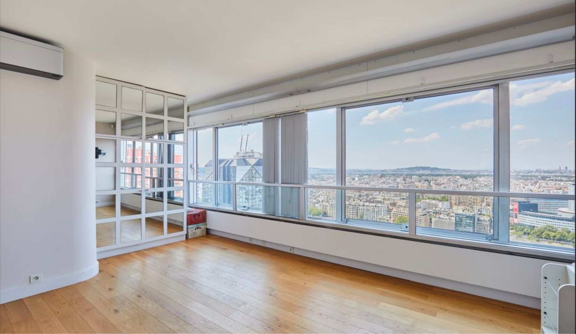 triplex 10 pièces en vente sur PARIS (75015)