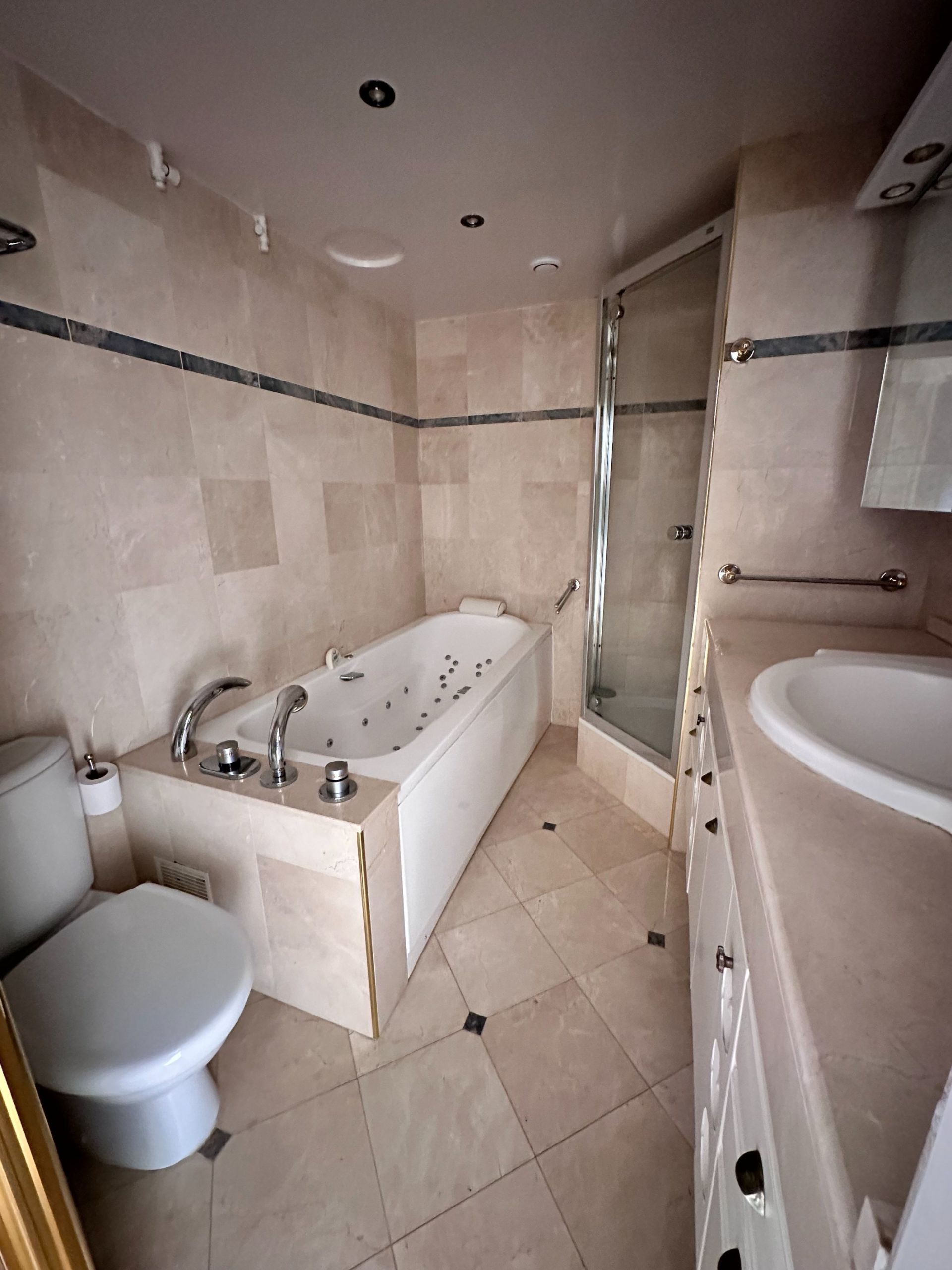 triplex 10 pièces en vente sur PARIS (75015)