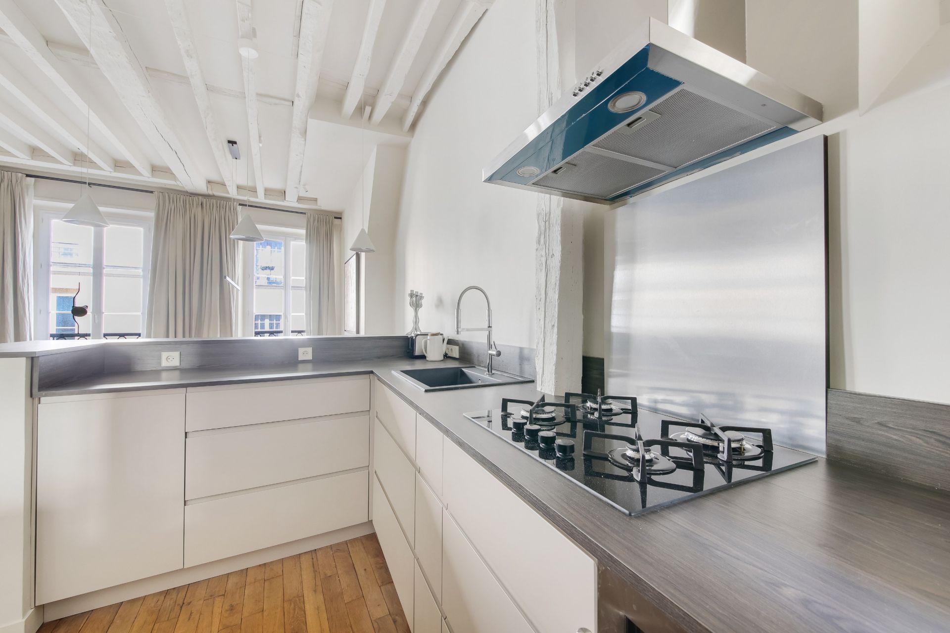 appartement 2 pièces en vente sur PARIS (75006)