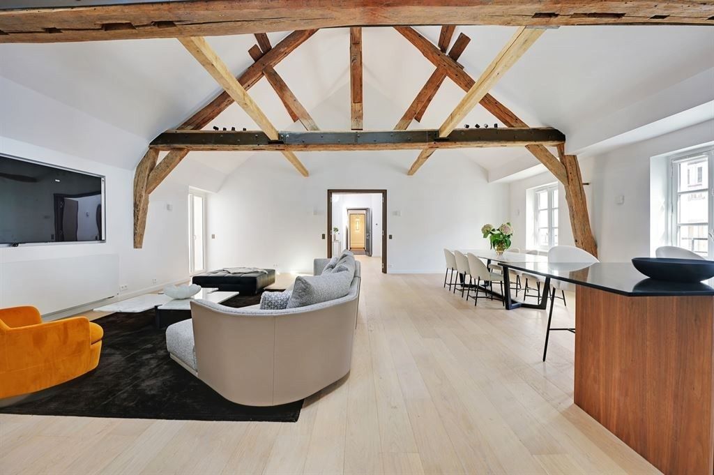 appartement 6 pièces en vente sur PARIS (75007)