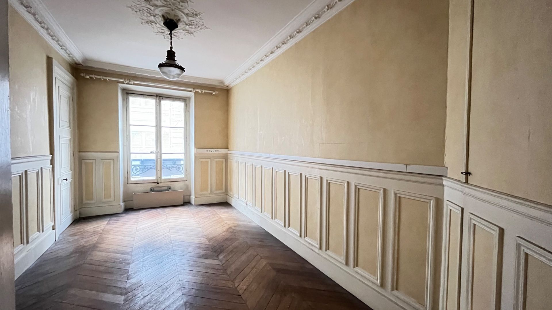 appartement 5 pièces en vente sur PARIS (75007)