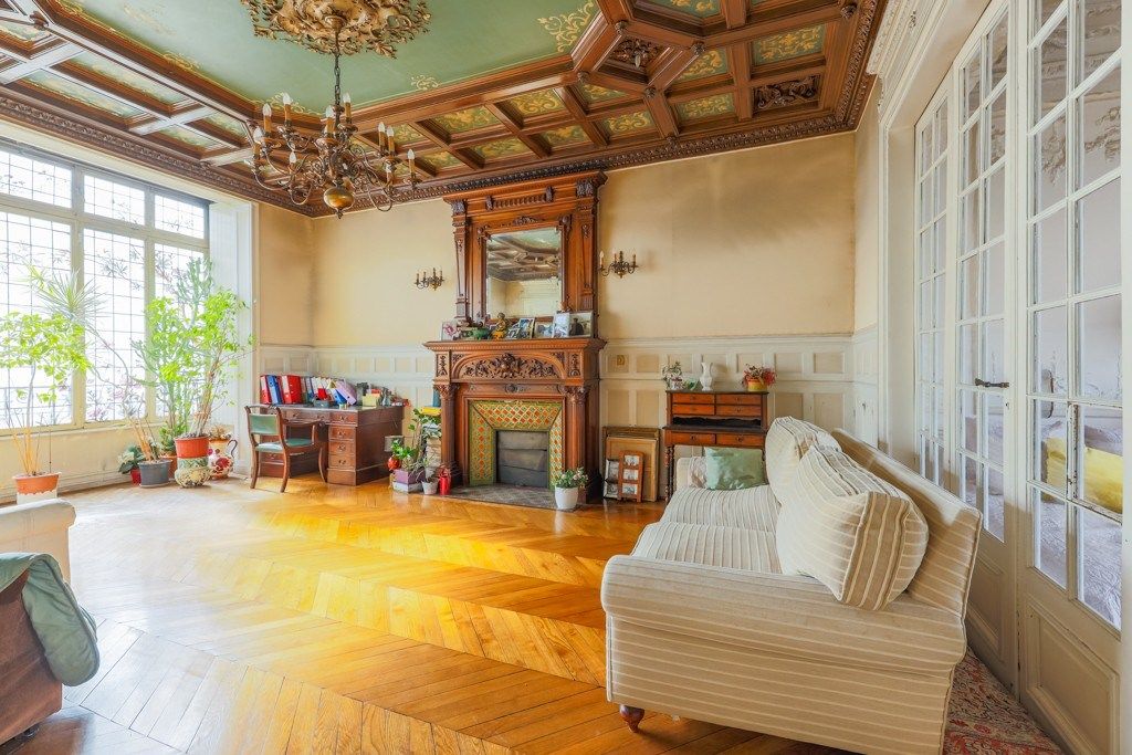 appartement 6 pièces en vente sur PARIS (75003)
