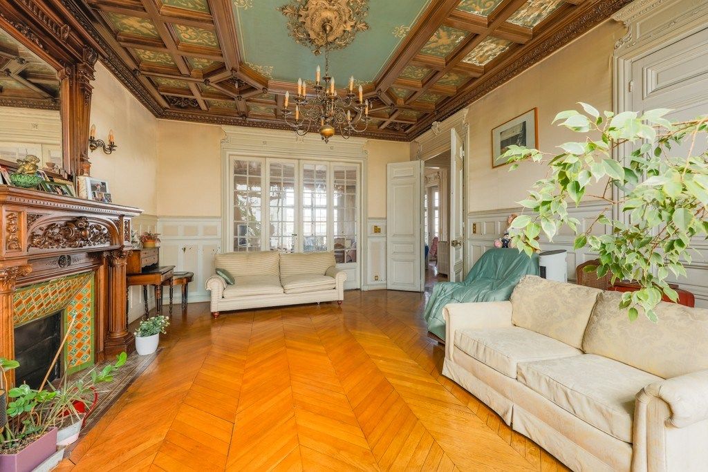 appartement 6 pièces en vente sur PARIS (75003)