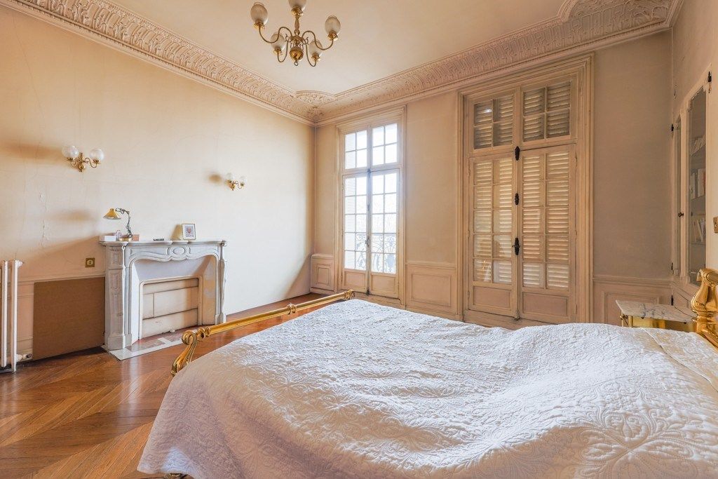 appartement 6 pièces en vente sur PARIS (75003)