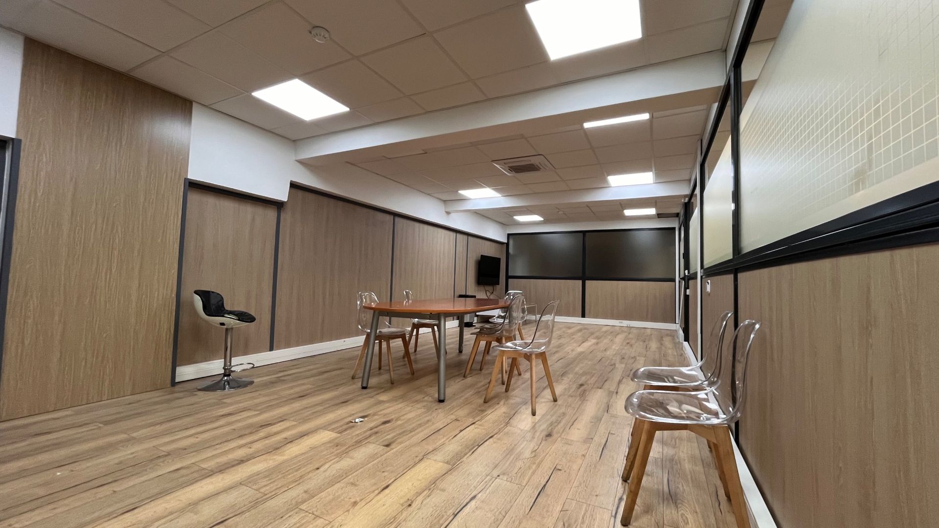 local d'activité en location sur PANTIN (93500)