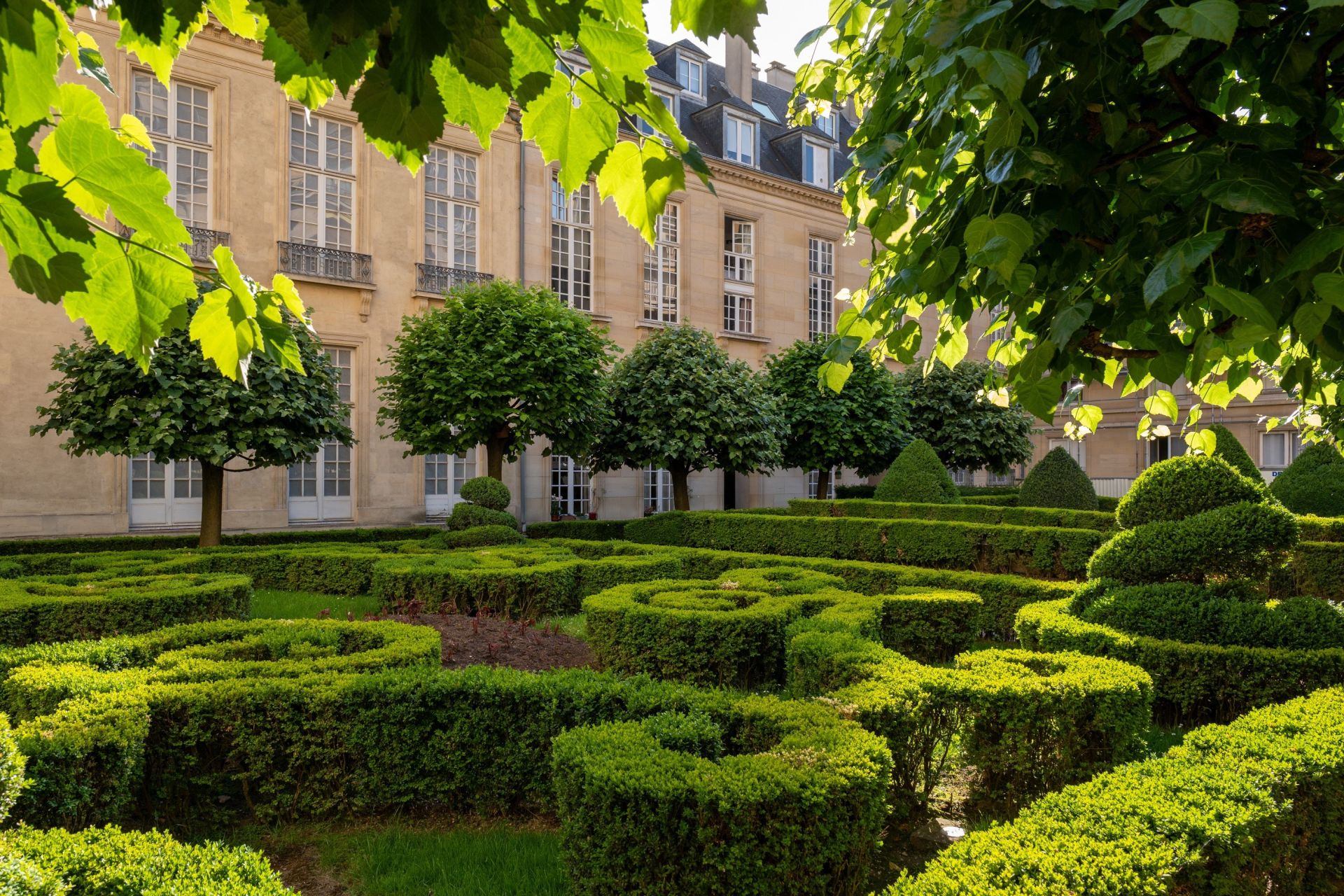 appartement 5 pièces en vente sur PARIS (75003) - Plus de details
