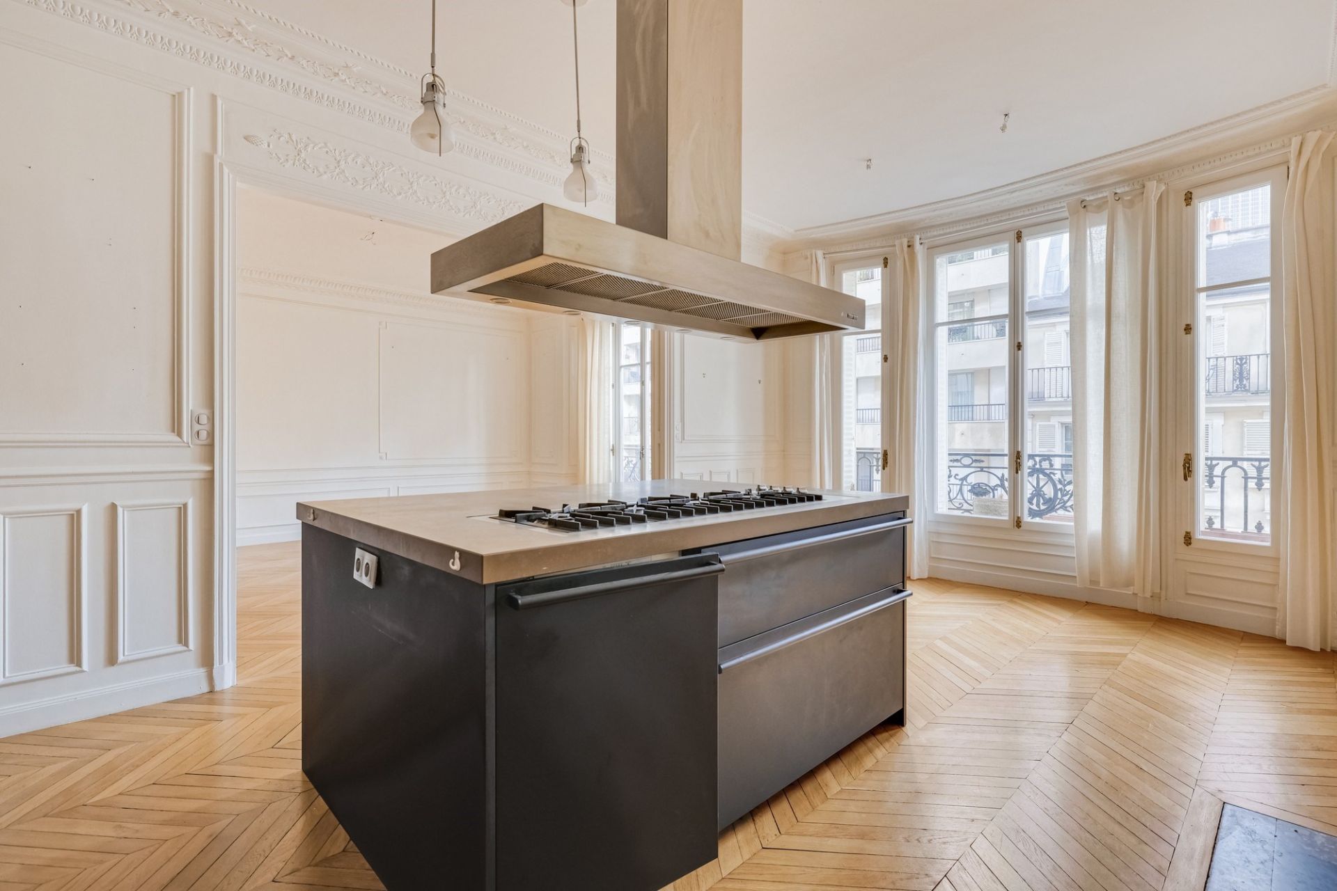 appartement 7 pièces en vente sur PARIS (75007)