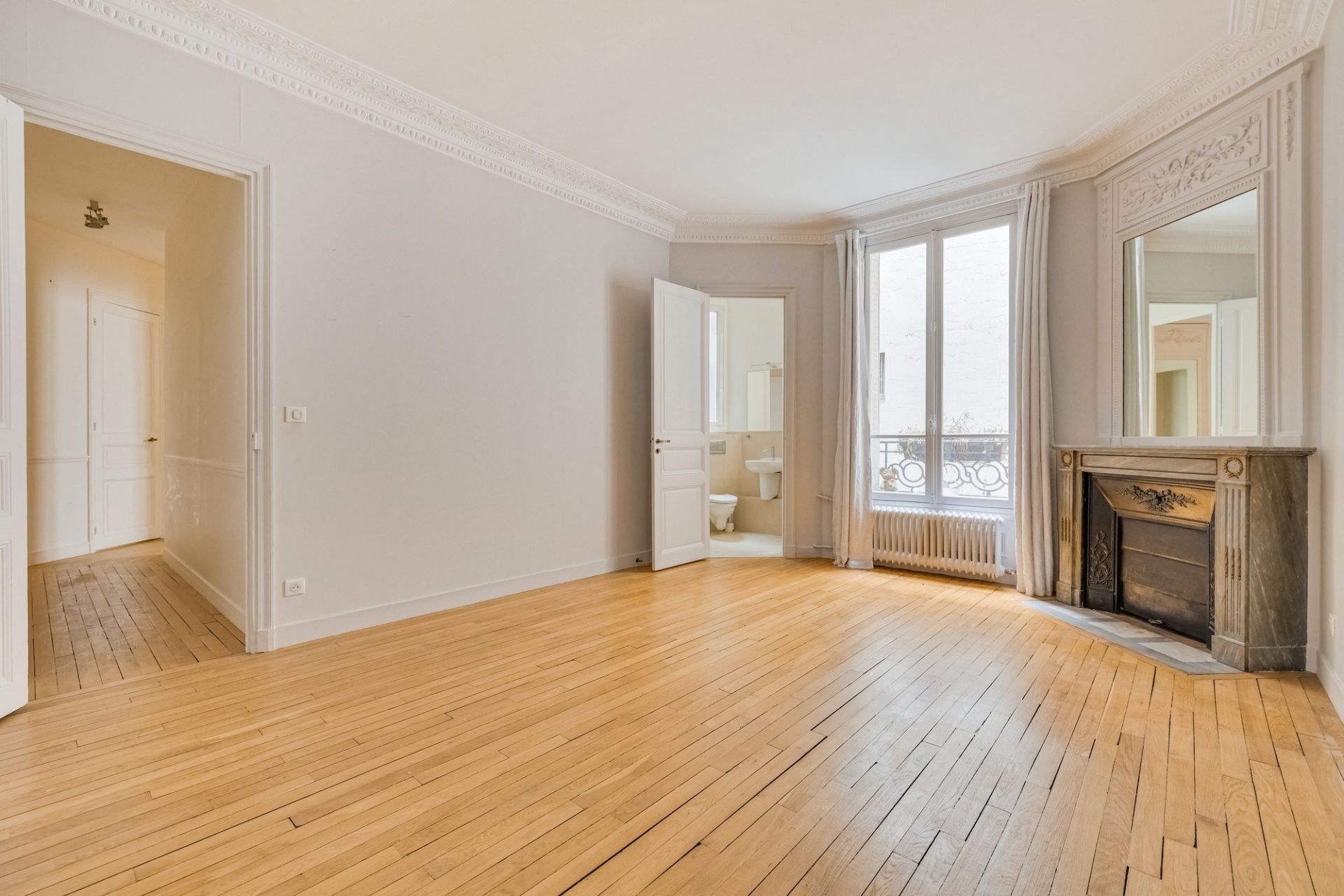 appartement 7 pièces en vente sur PARIS (75007)