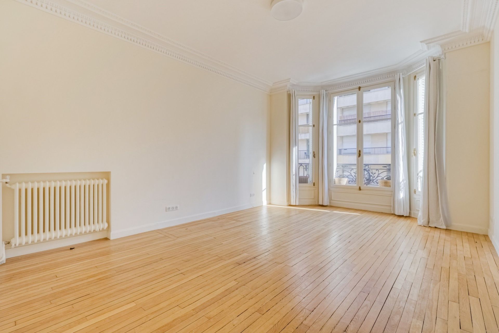 appartement 7 pièces en vente sur PARIS (75007)