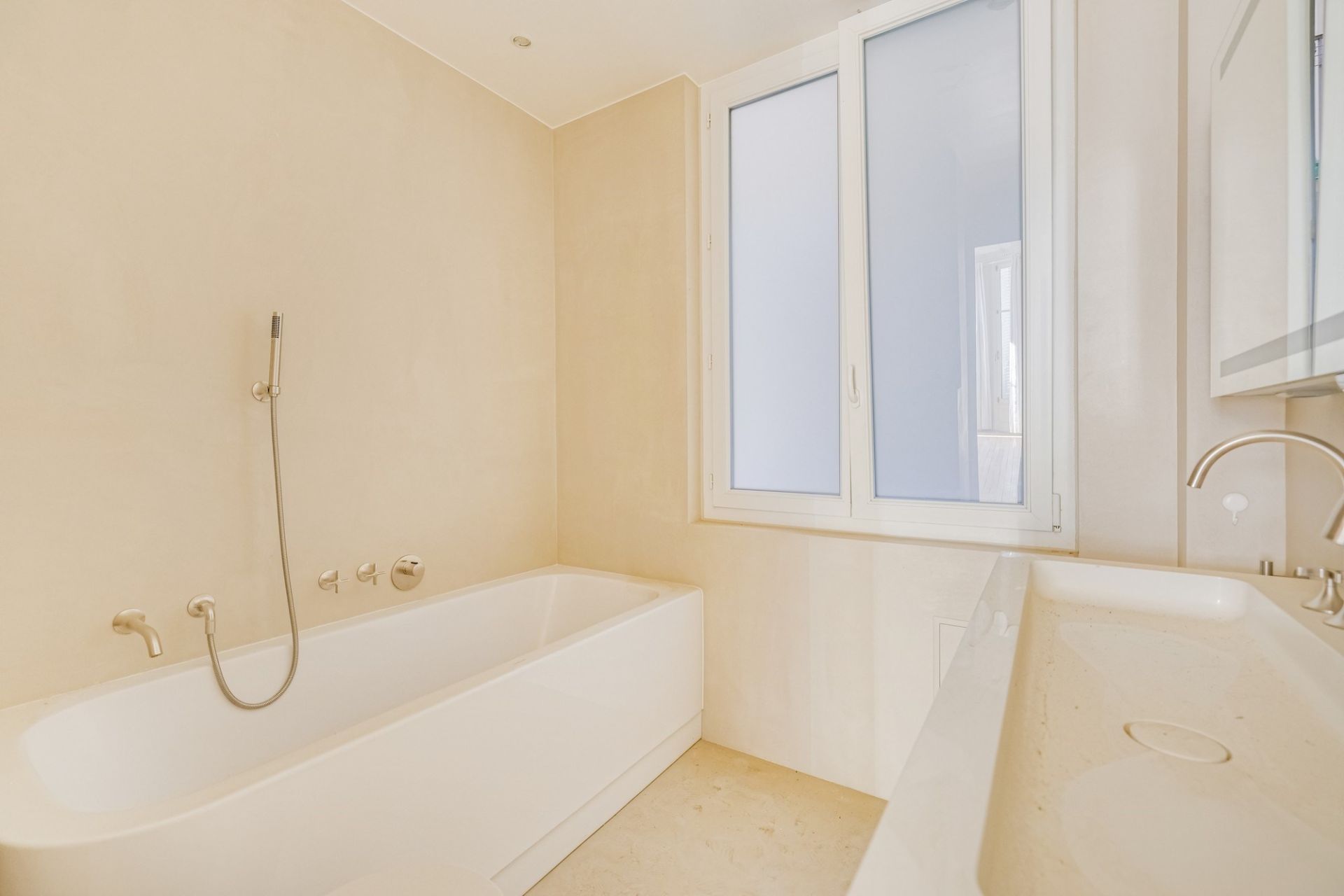 appartement 7 pièces en vente sur PARIS (75007)