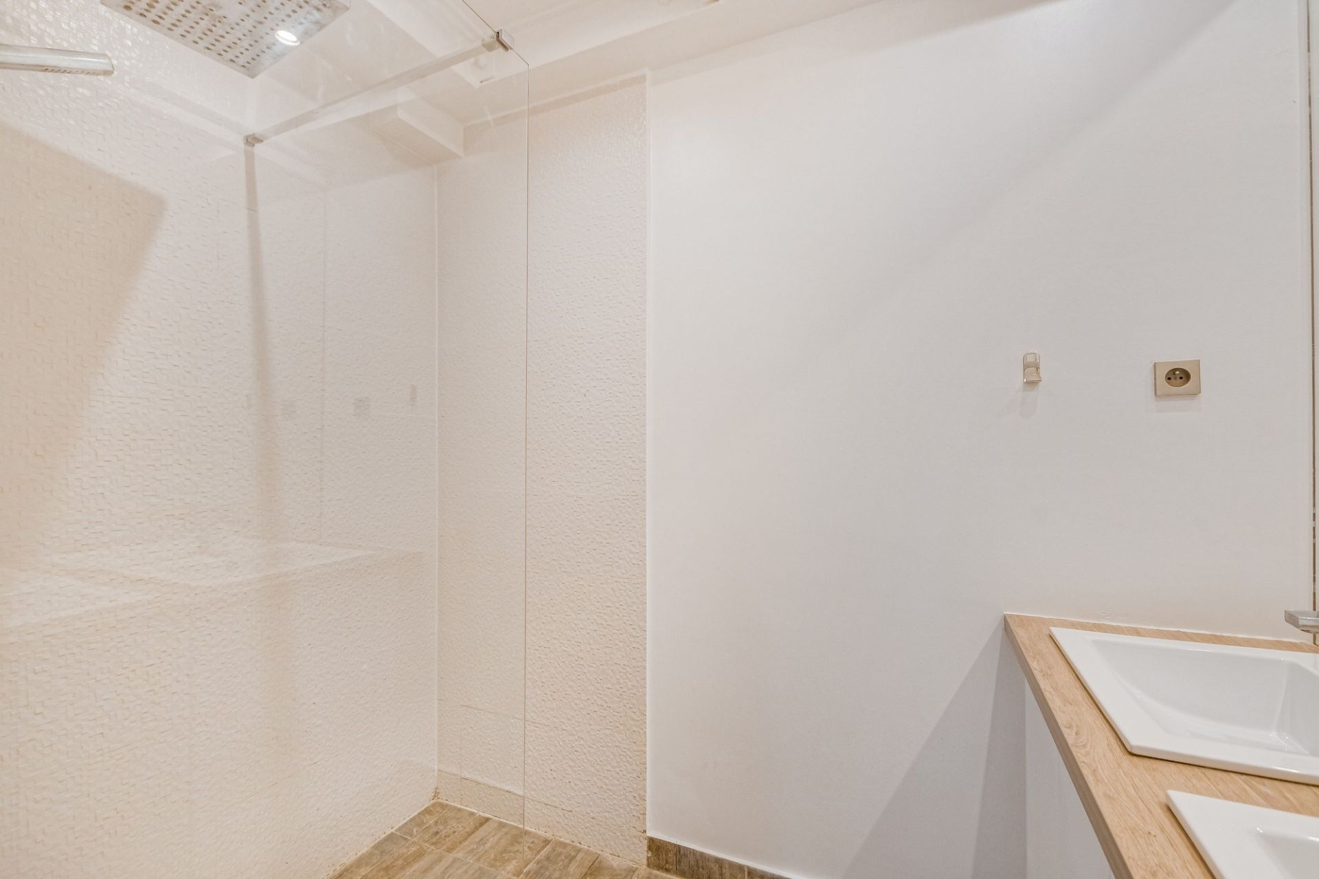 appartement 5 pièces en location sur PARIS (75003)