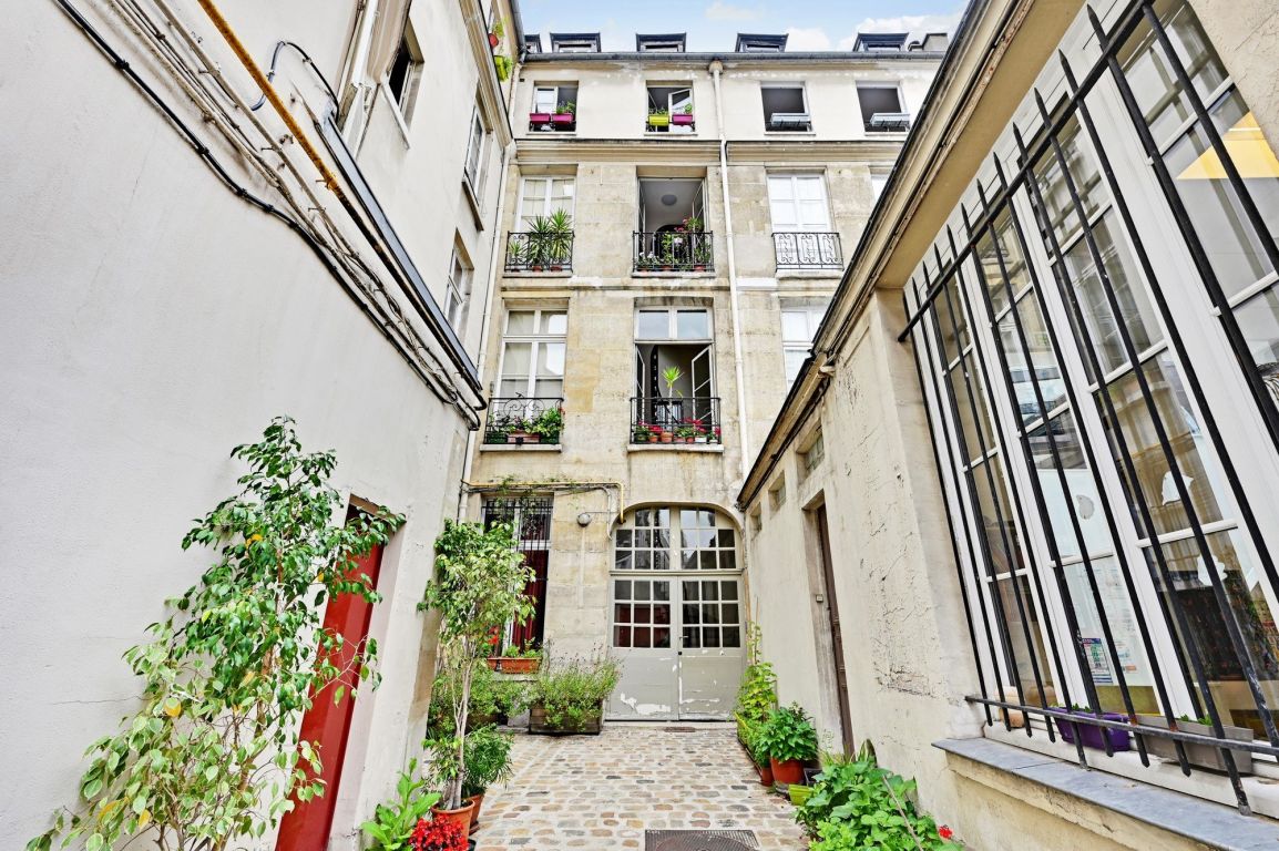 appartement 4 pièces en vente sur PARIS (75004) - Plus de details