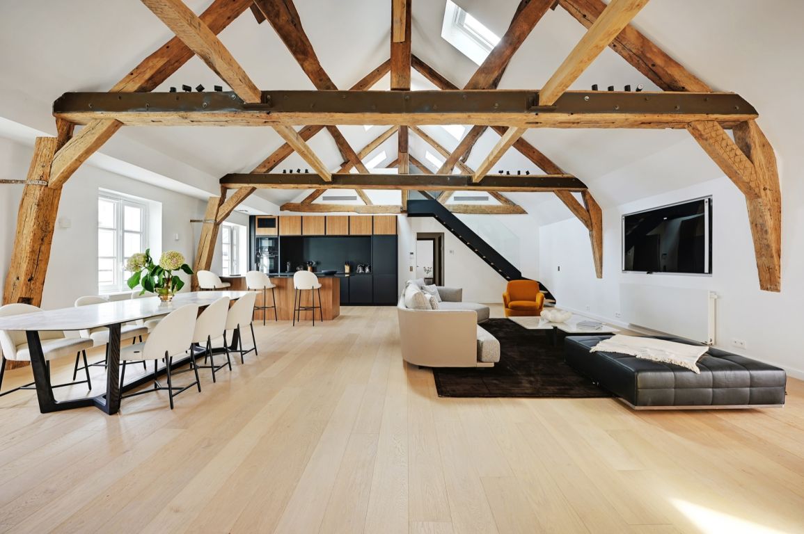 appartement 6 pièces en location sur PARIS (75007) - Plus de details