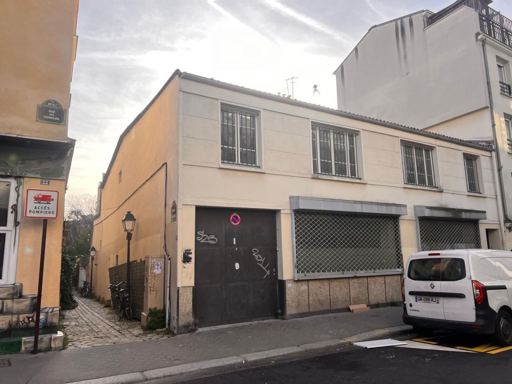 entrepôt en vente sur PARIS (75020) - Plus de details